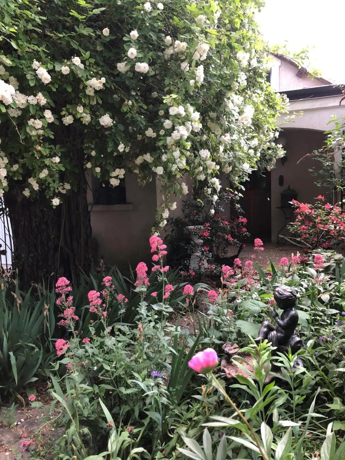 Le Val Clos, Appartement Dans Une Maison De Maitre 19E Tanlay Buitenkant foto