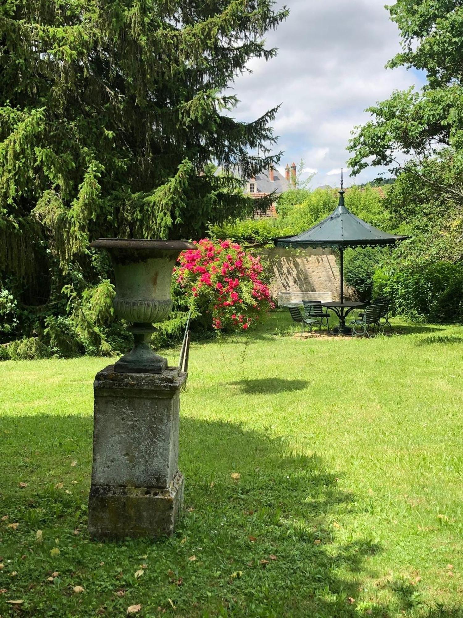 Le Val Clos, Appartement Dans Une Maison De Maitre 19E Tanlay Buitenkant foto