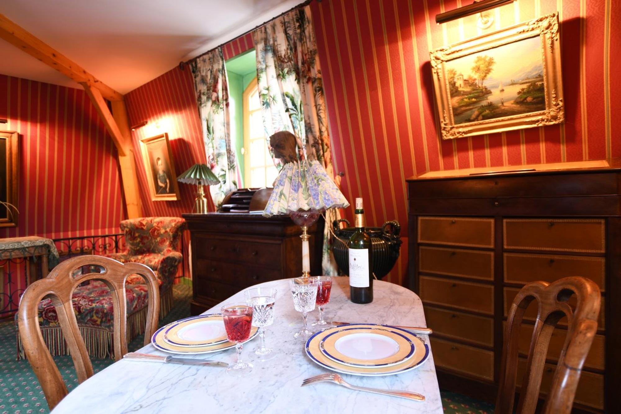 Le Val Clos, Appartement Dans Une Maison De Maitre 19E Tanlay Buitenkant foto